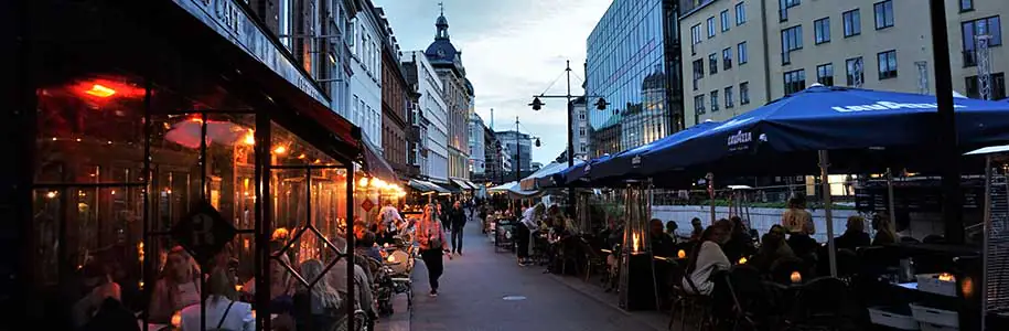 Restaurantterrassen mit Heizstrahlern