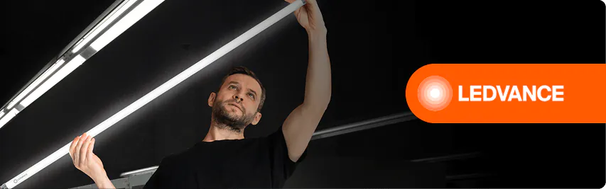 Mann mit Ledvance LEDs