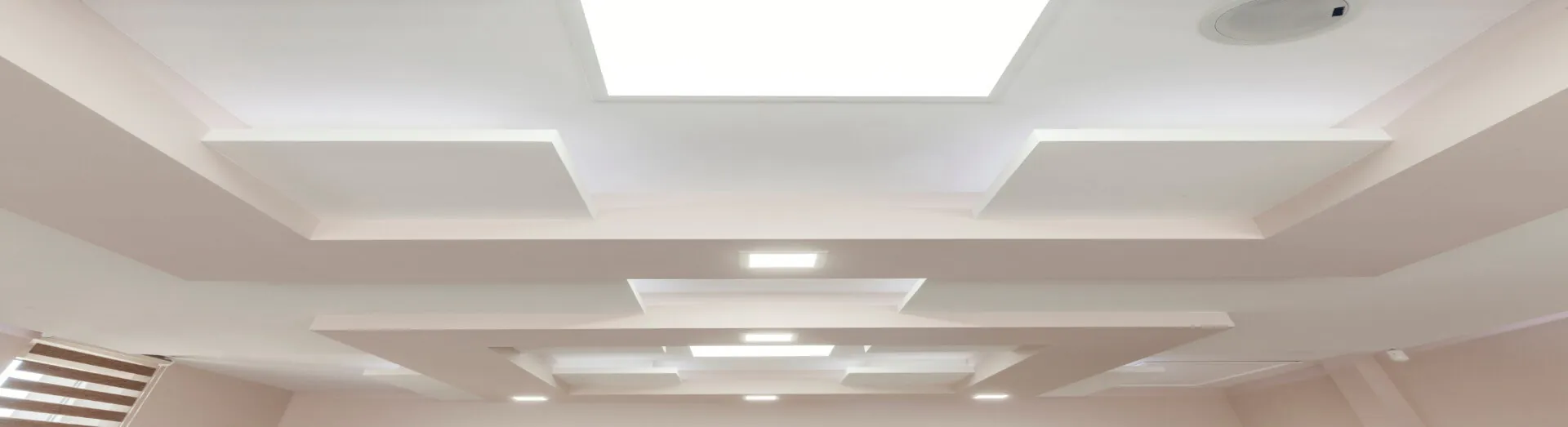 Was ist der Wartungsfaktor bei Beleuchtung? Headerbild mit LED-Panels